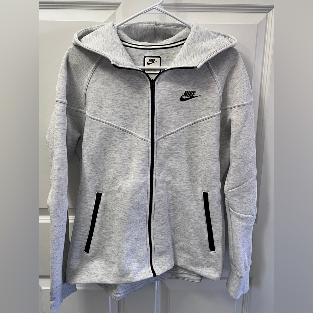 Nike Tech Hoodie Light Grey Women’s M Like New